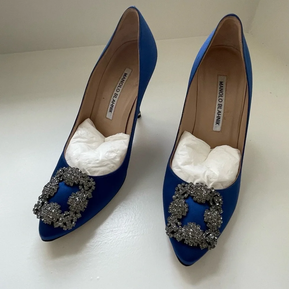Manolo Blahnik Hangisi Blue Satin Jewel Pumps - Picture 4 of 13